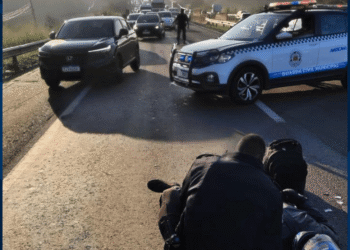 Acidente com múltiplos veículos complica o trânsito na SP-304, em Americana